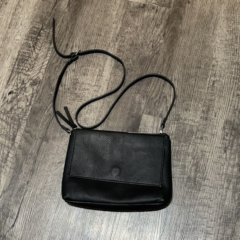 Antik Kraft crossbody